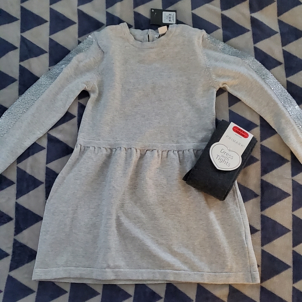 $10 Deals 🤝🔖 Primark Girls Dress and tights set (size 6-7 years)